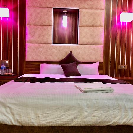 Hotel Hot Pot, Dhangadhi Eksteriør bilde